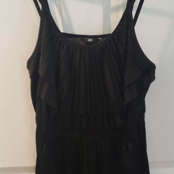 Dress - Picture 8 of 8